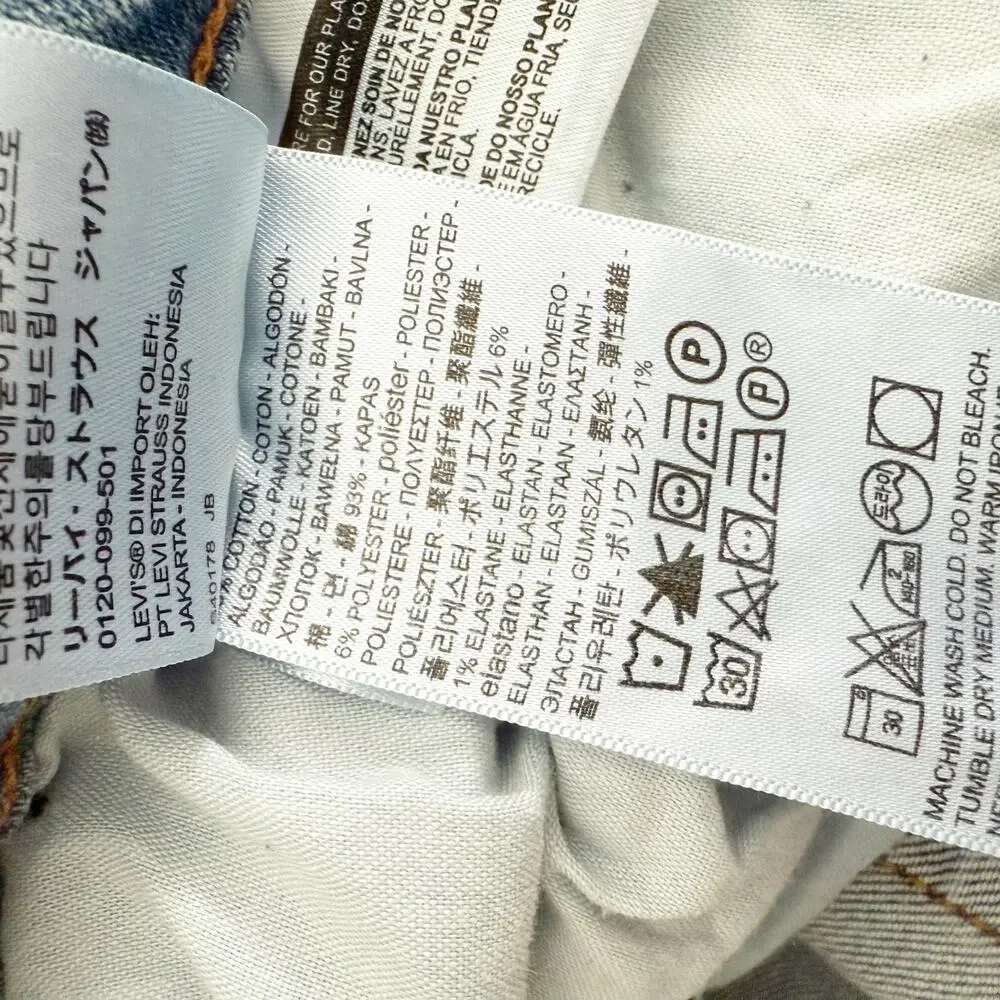 Levis amazing pair